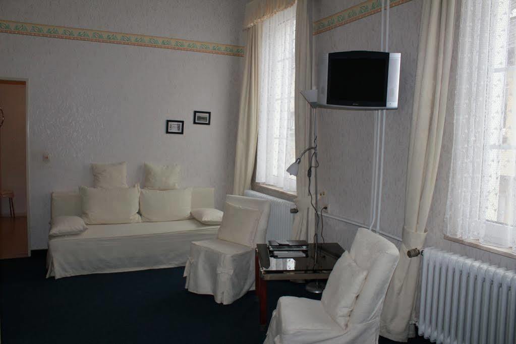 Hotel Ohm Patt بوبارد المظهر الخارجي الصورة