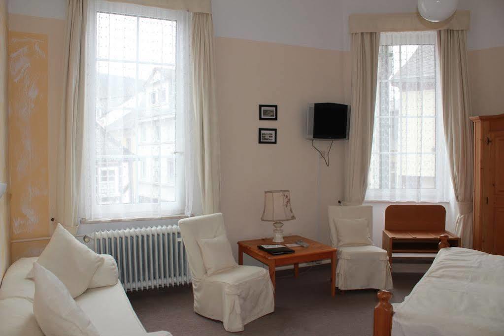 Hotel Ohm Patt بوبارد المظهر الخارجي الصورة
