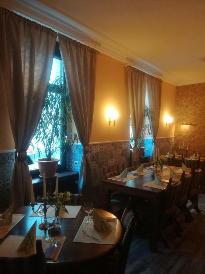 Hotel Ohm Patt بوبارد المظهر الخارجي الصورة